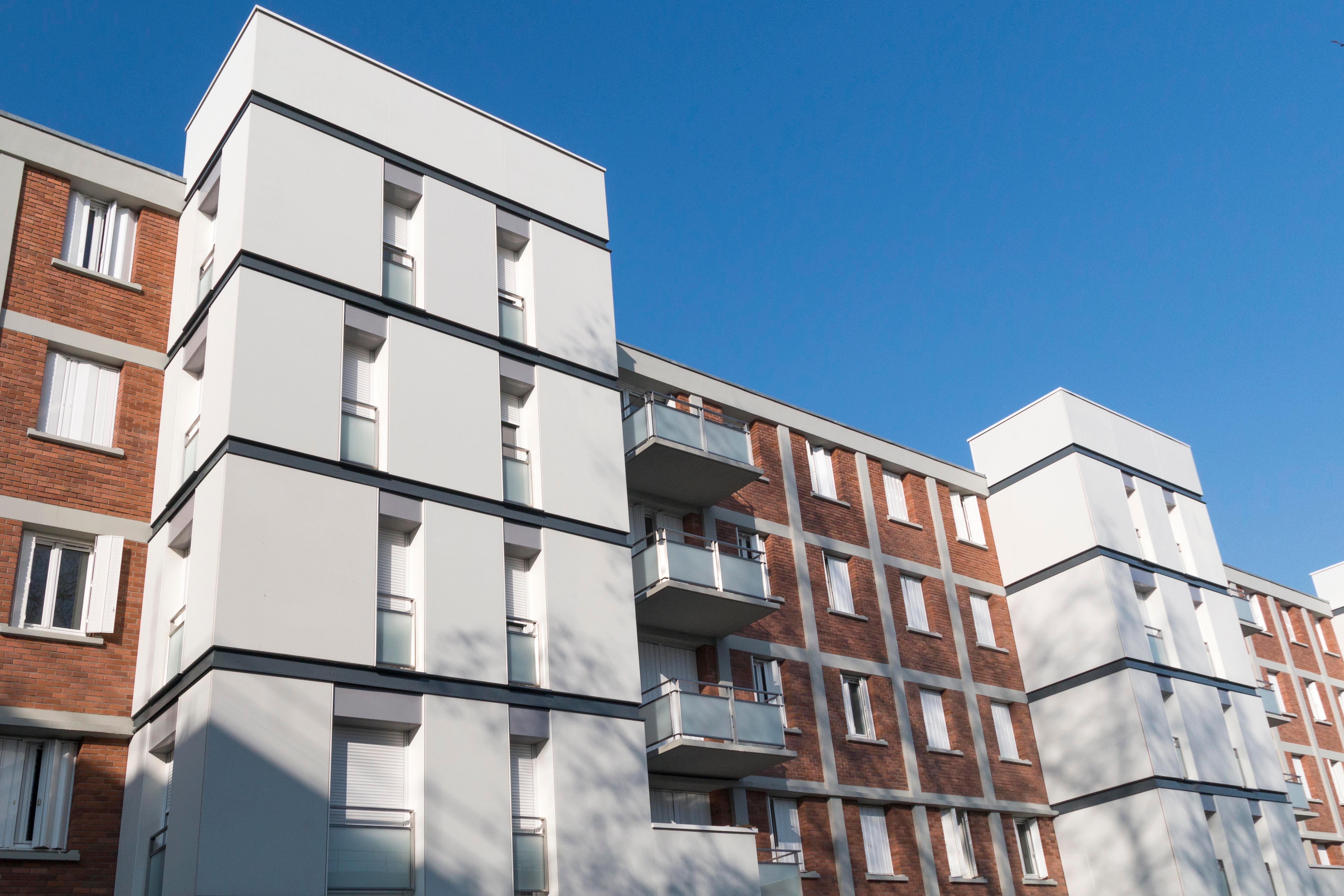Rainscreen Cladding Panels in Gentilly Renovation Project