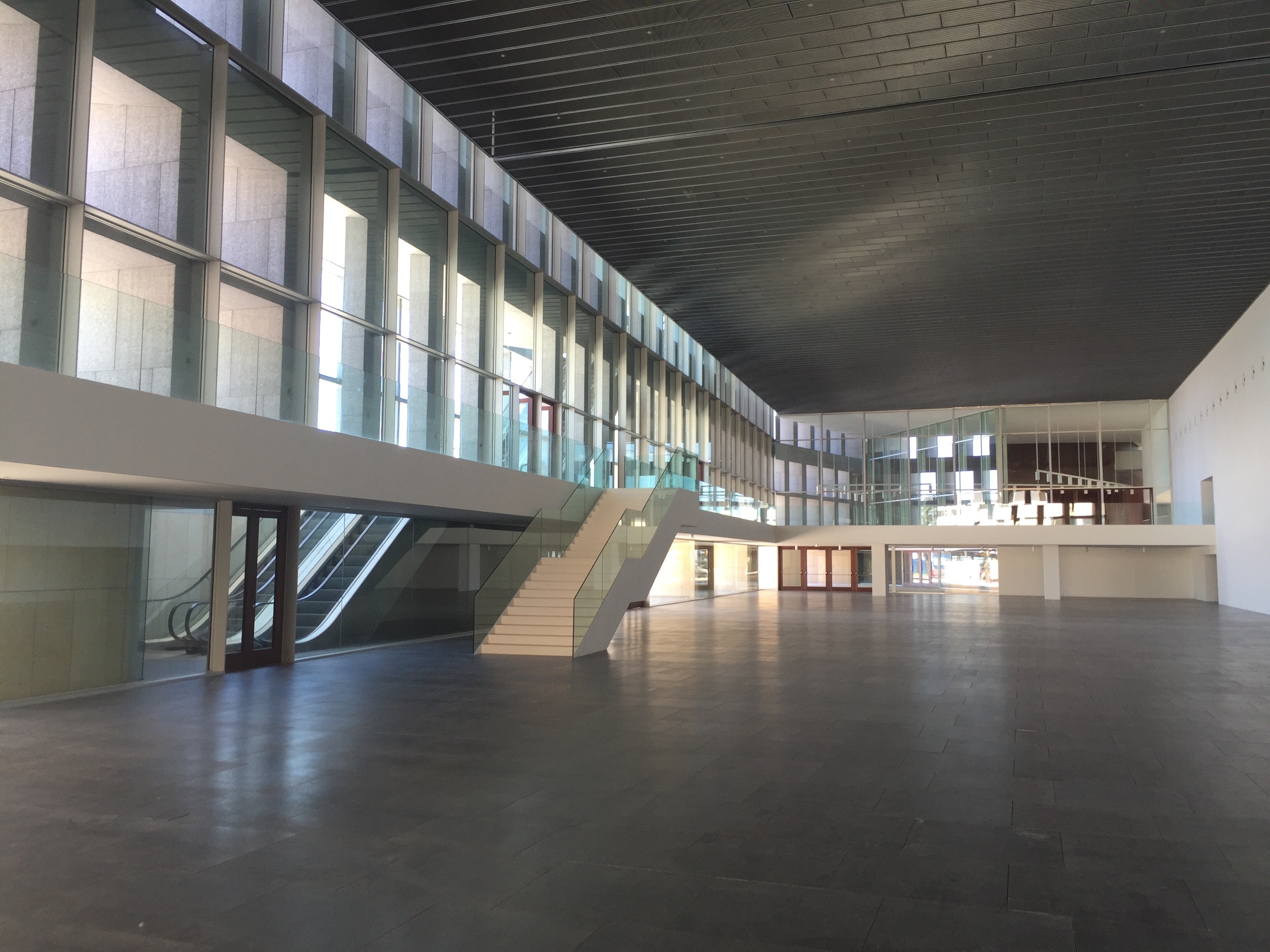 Mallorca Congress Centre - Alusion™ Stabilized Aluminum Foam