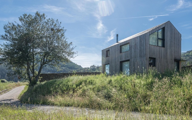 Natural Slate in Modular Housing