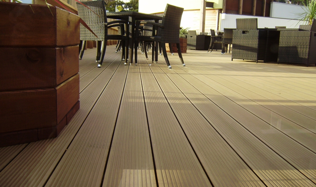 Deck WPC UltraShield