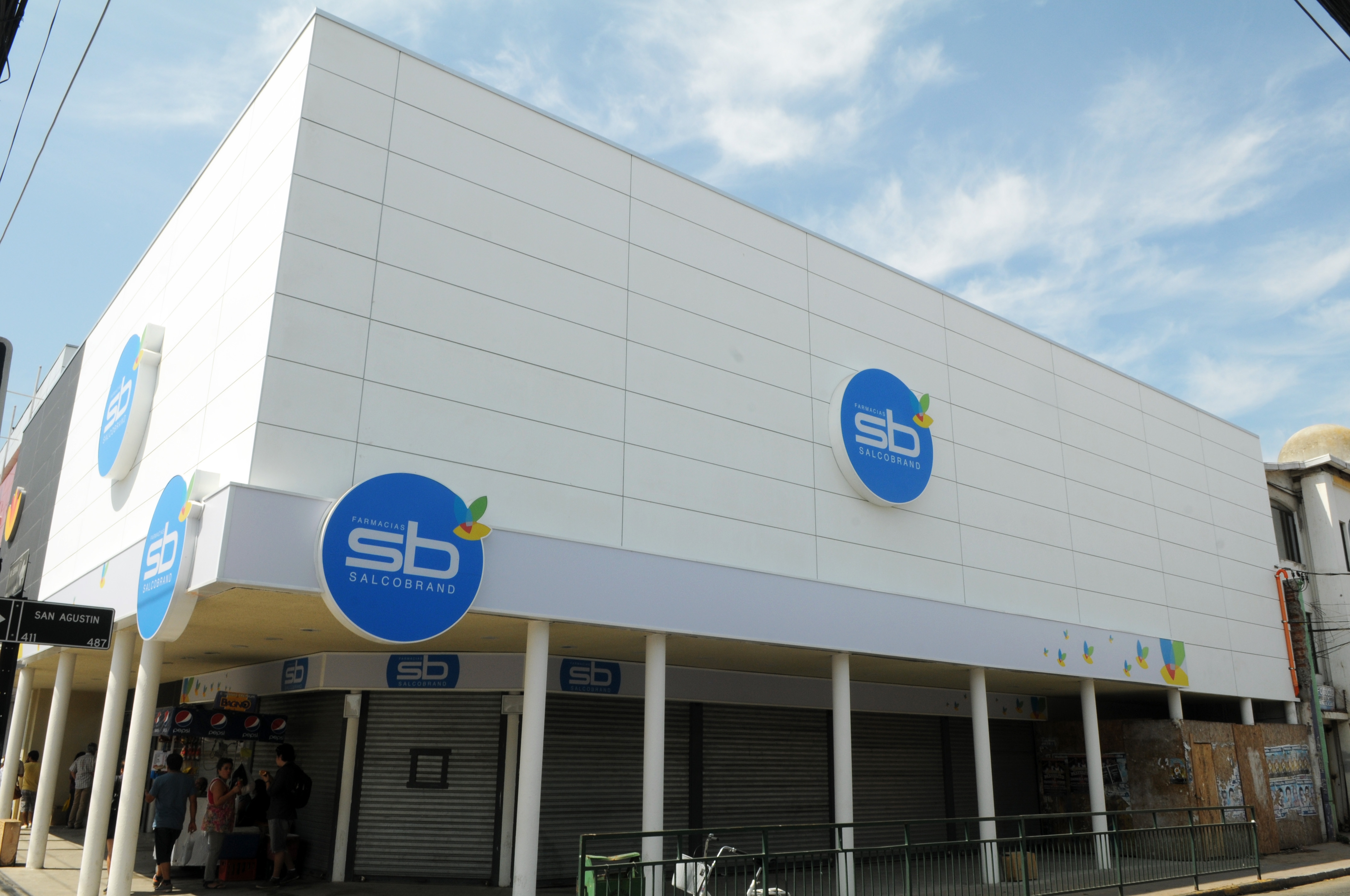 Placas de Fibrocemento para Fachadas Comerciales - Permanit