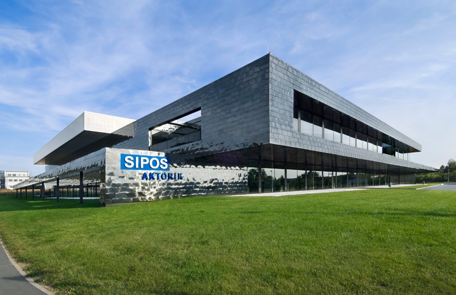 Polycarbonate Panels in Production Hall