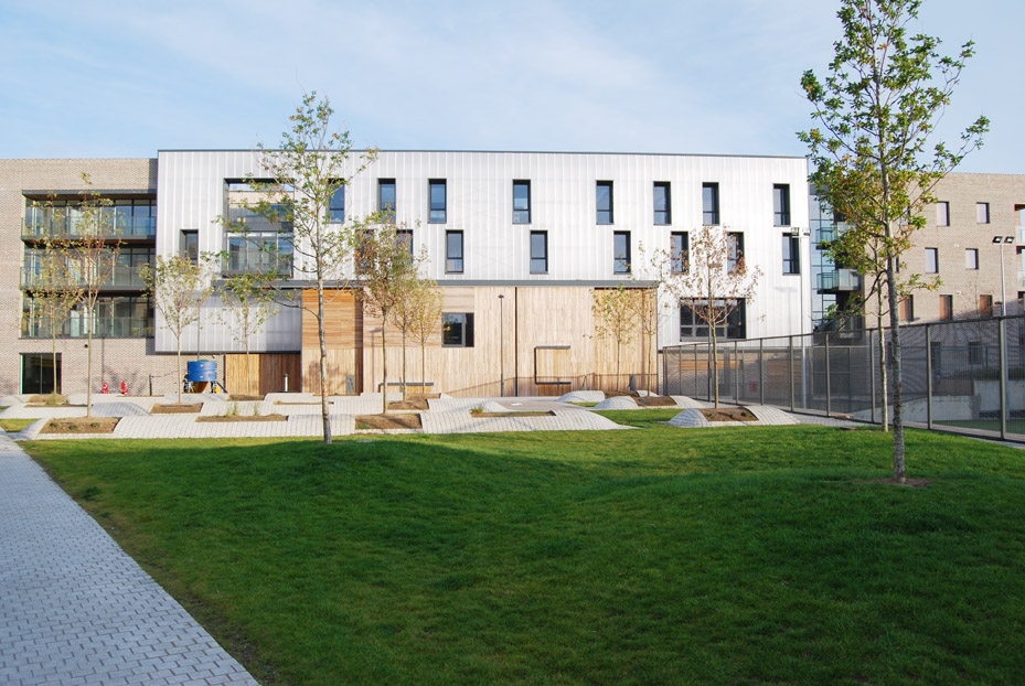 Polycarbonate panels in Fatima Mansions