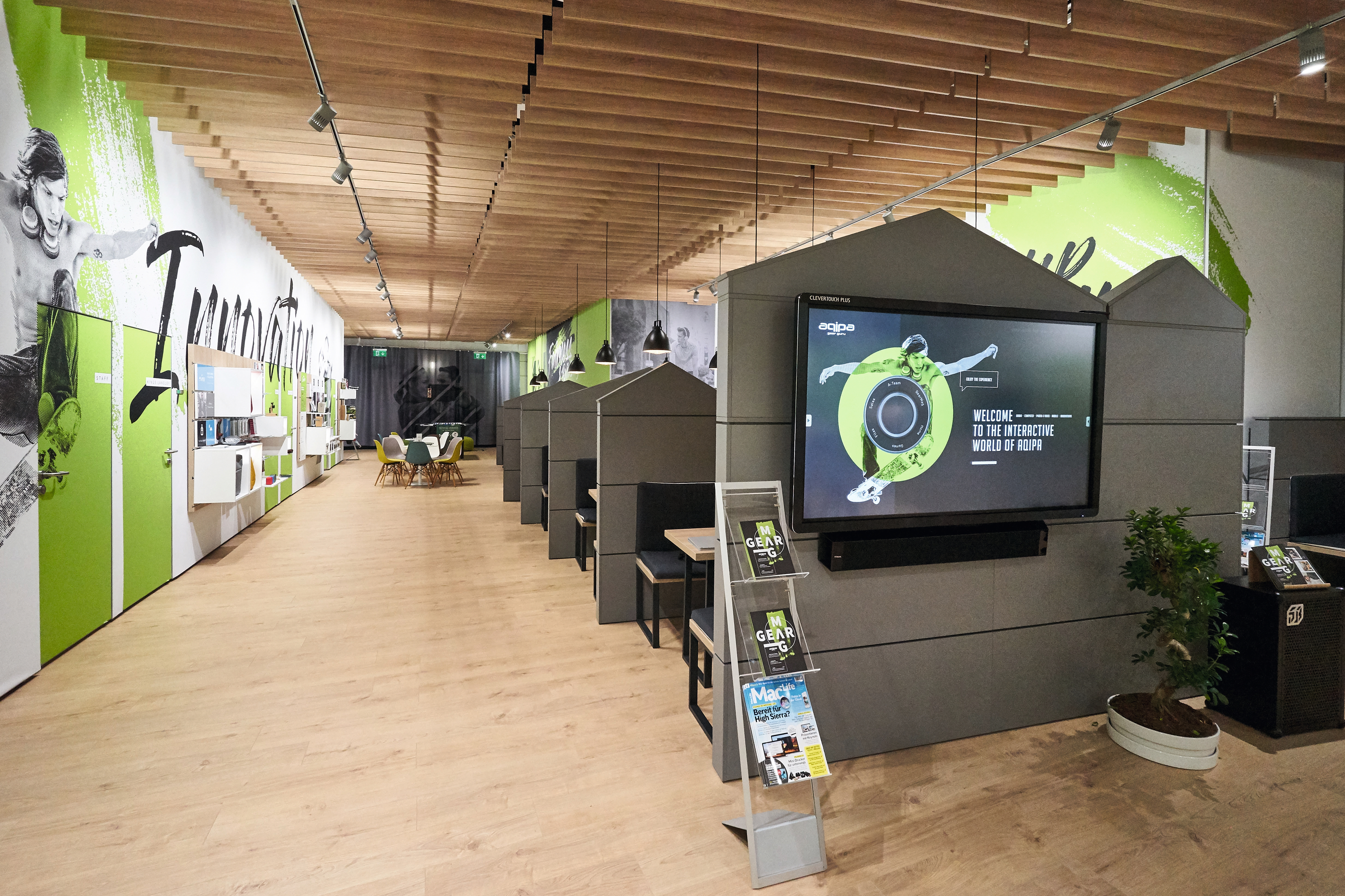 EGGER surfaces in Aqipa Exhibition Stand IFA