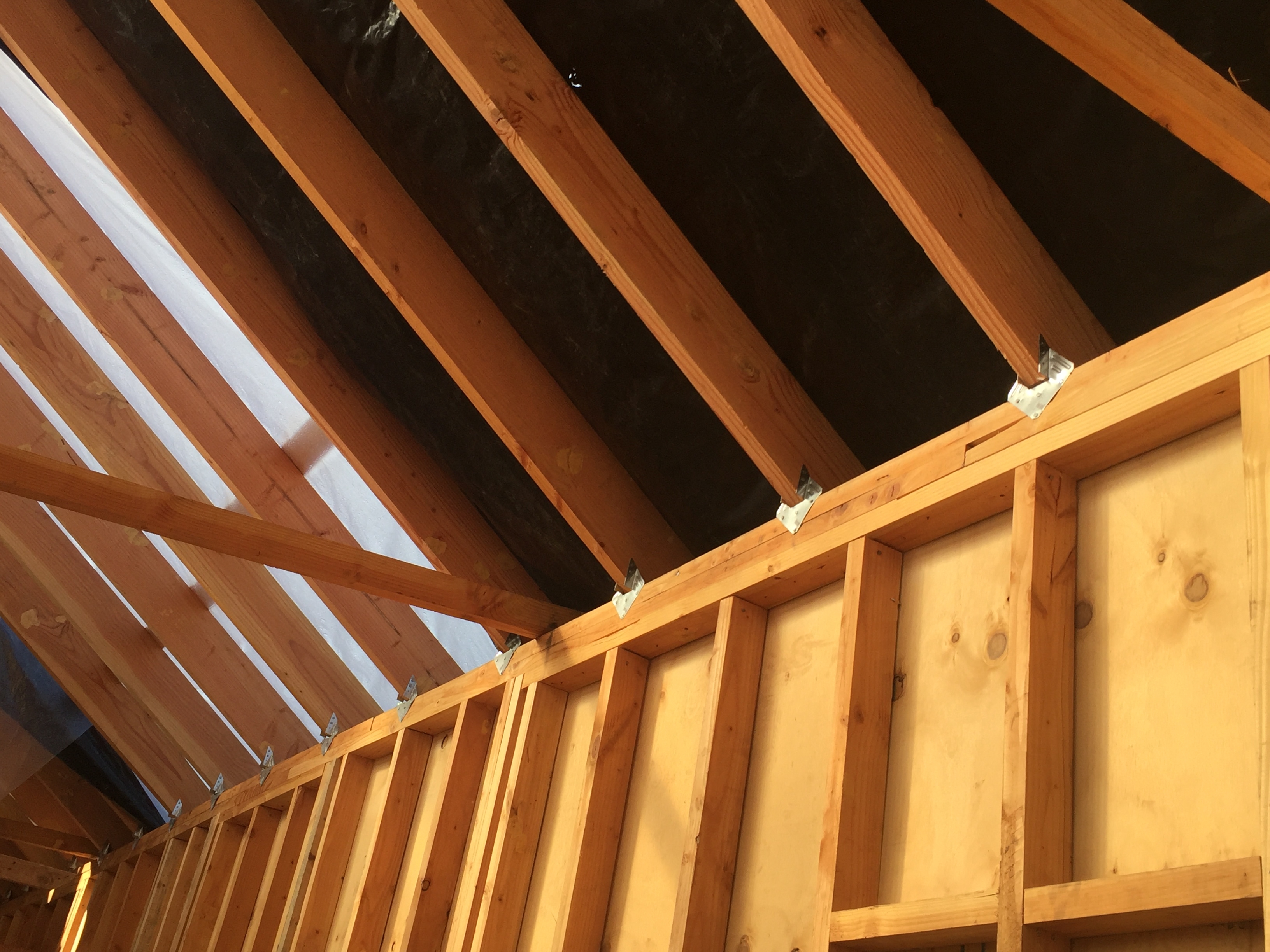 Conectores para cerchas y techos