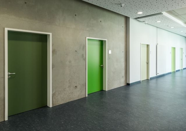 Wood Laminate Doors in Molecular Plant Science Institute