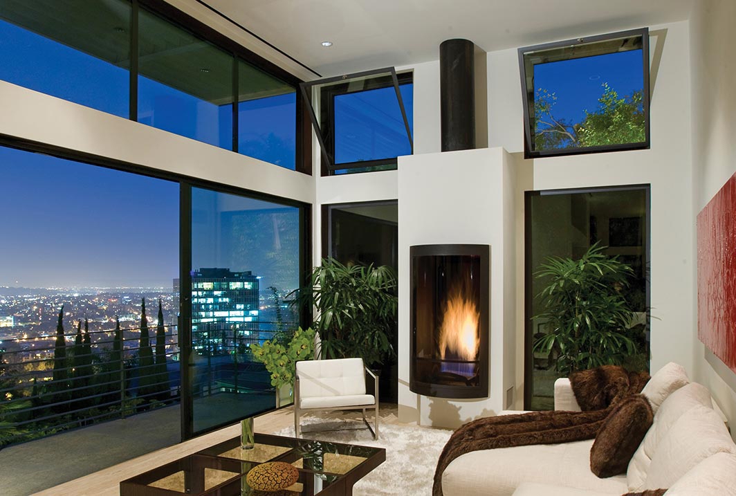 Series 670 Hinged Window - Classic Line