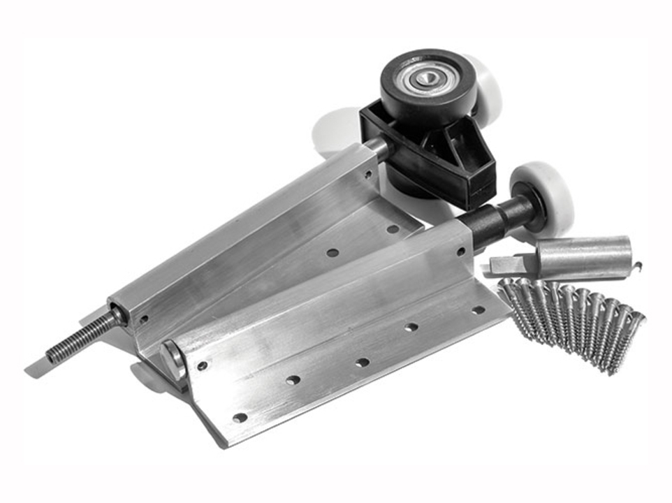 Series 9500 Bi-Fold Door - Classic Line