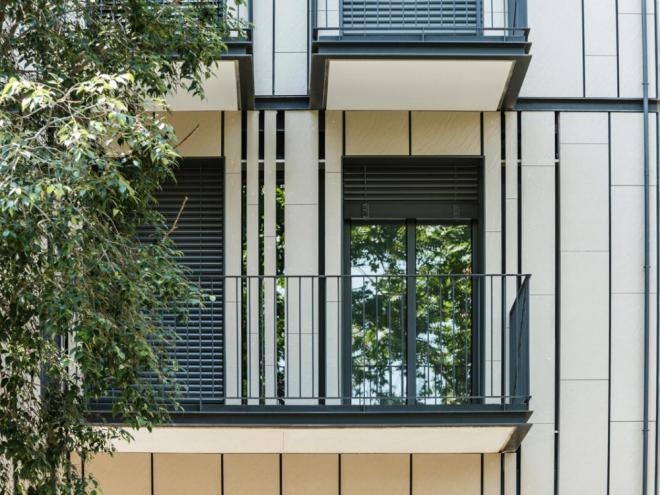 Ventilated Facade in Vertical Slat Home