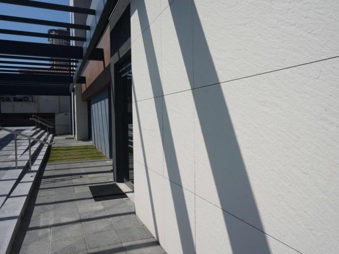 Ventilated Facade in Sinafer Headquarters