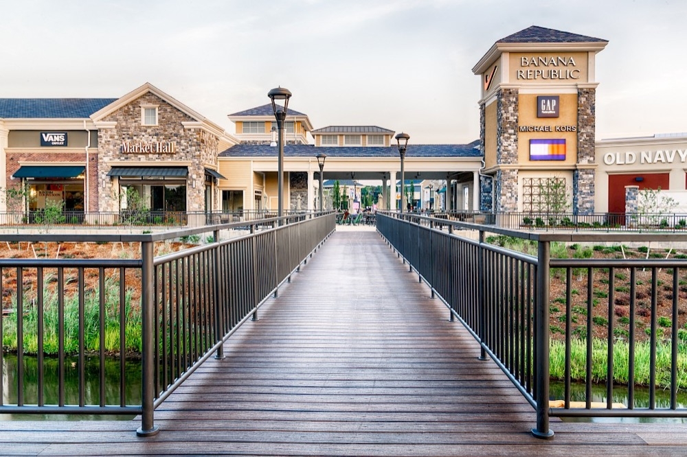 Interna-Rail® Aluminum Railing