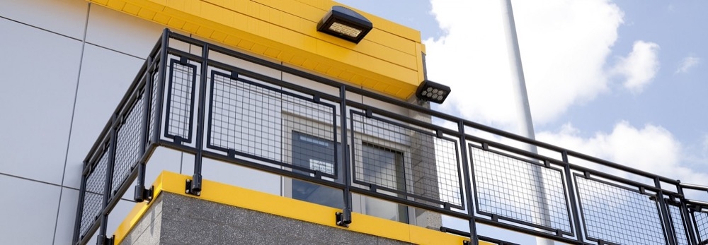 Interna-Rail® Aluminum Railing