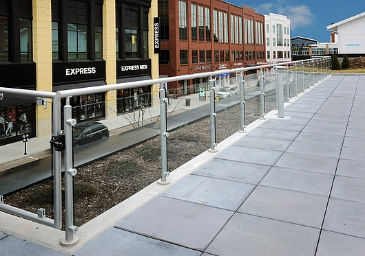 Hollaender Railings in Retail Spaces