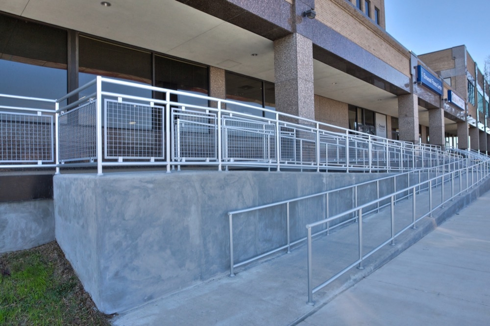 Hollaender® Railings in Healthcare Facilities