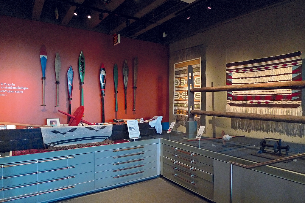 Display Case - D-Class