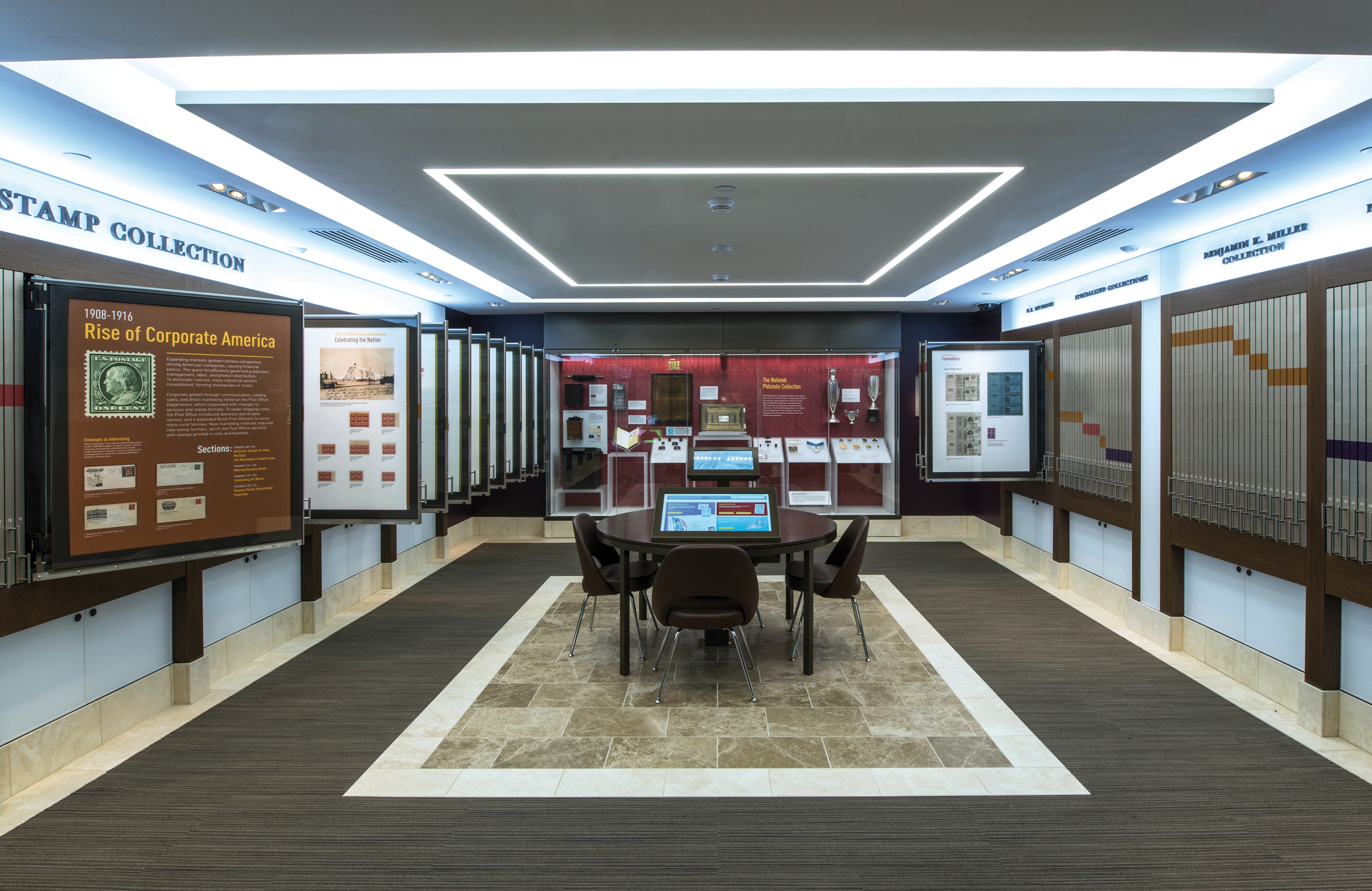 Display Case - D-Class