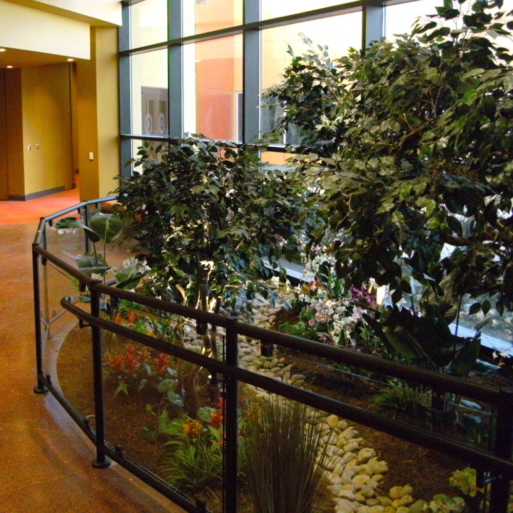 Hollaender® Railings in Hospitality Applications