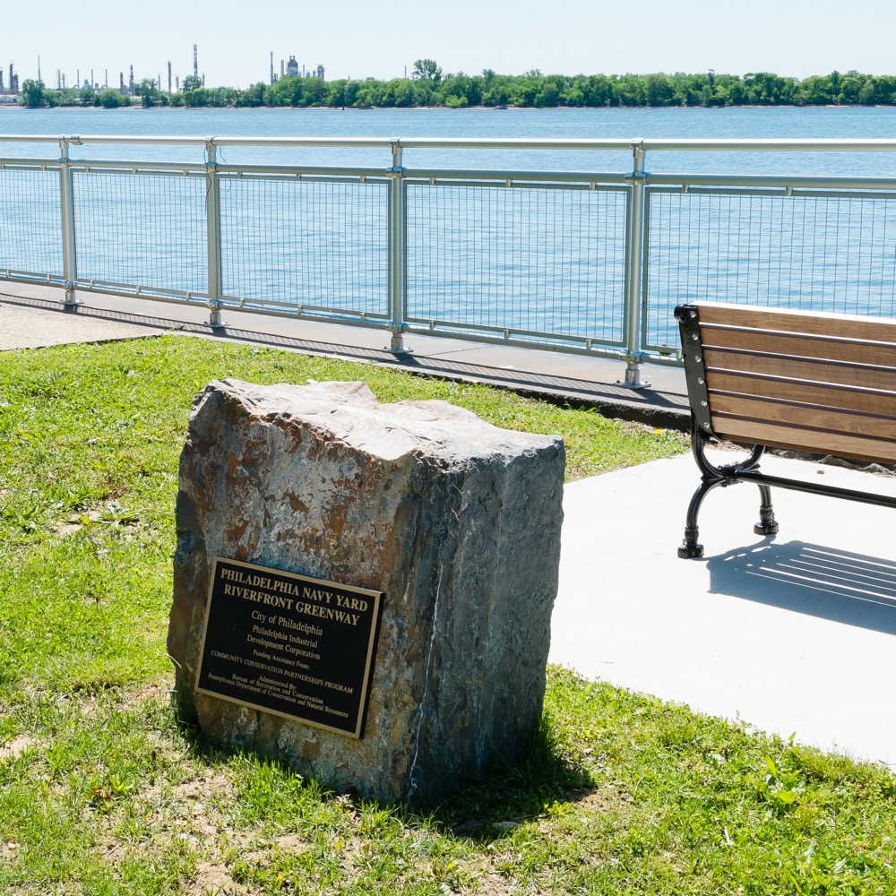 Hollaender® Railings in Hospitality Applications