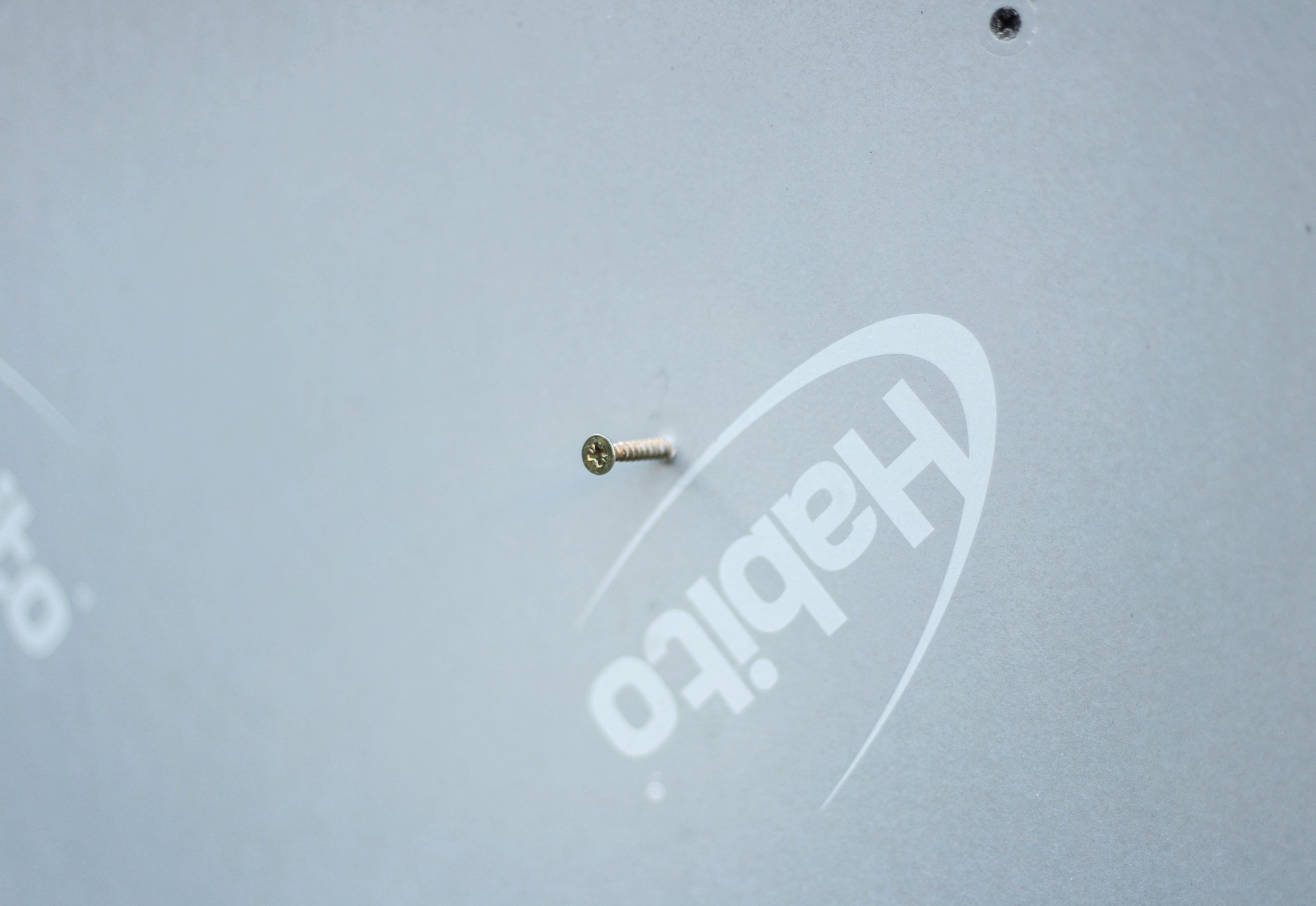 Volcanita para colgar elementos - Habito