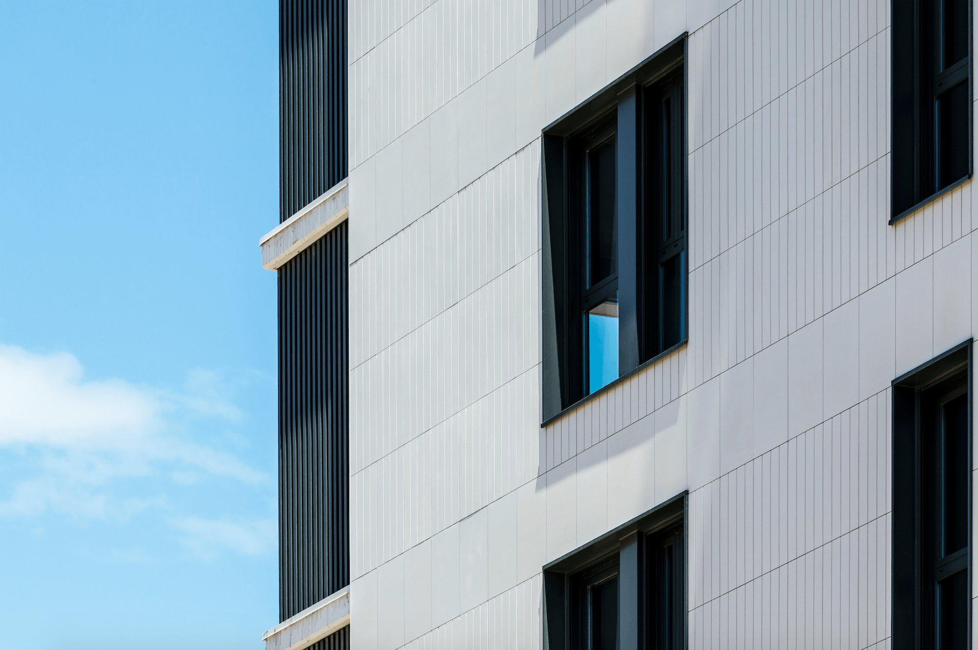 Ventilated Facade in Célere Magòria