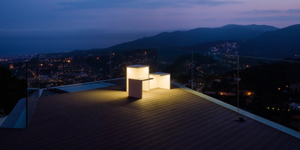 Outdoor Lights - Empty