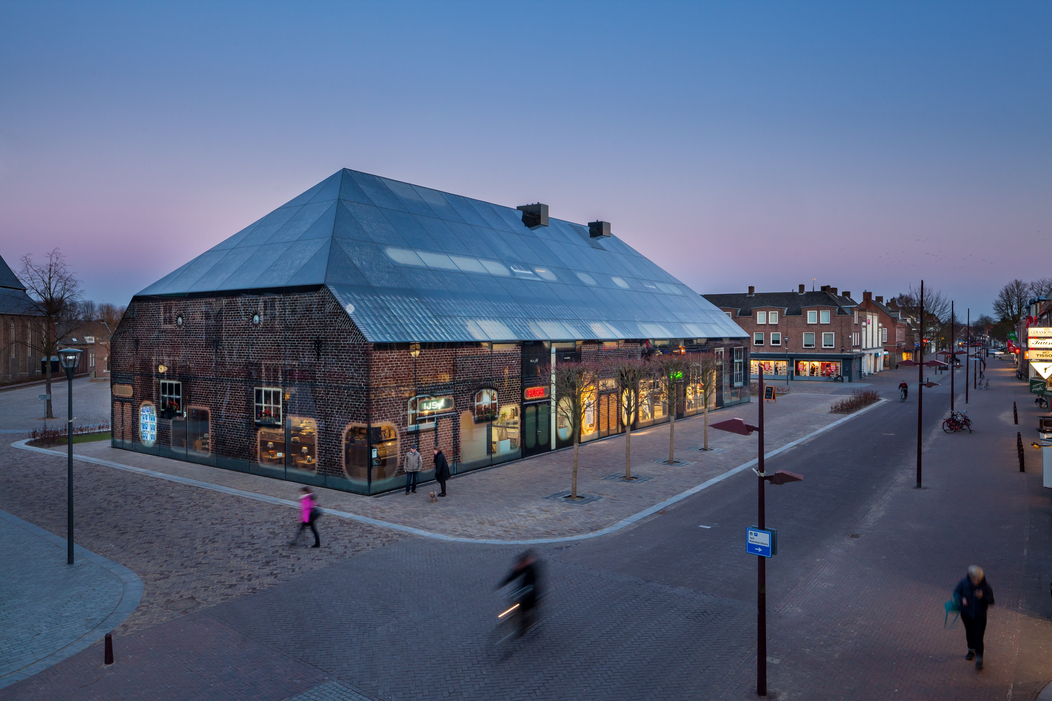 Digital Ceramic Glass Printing