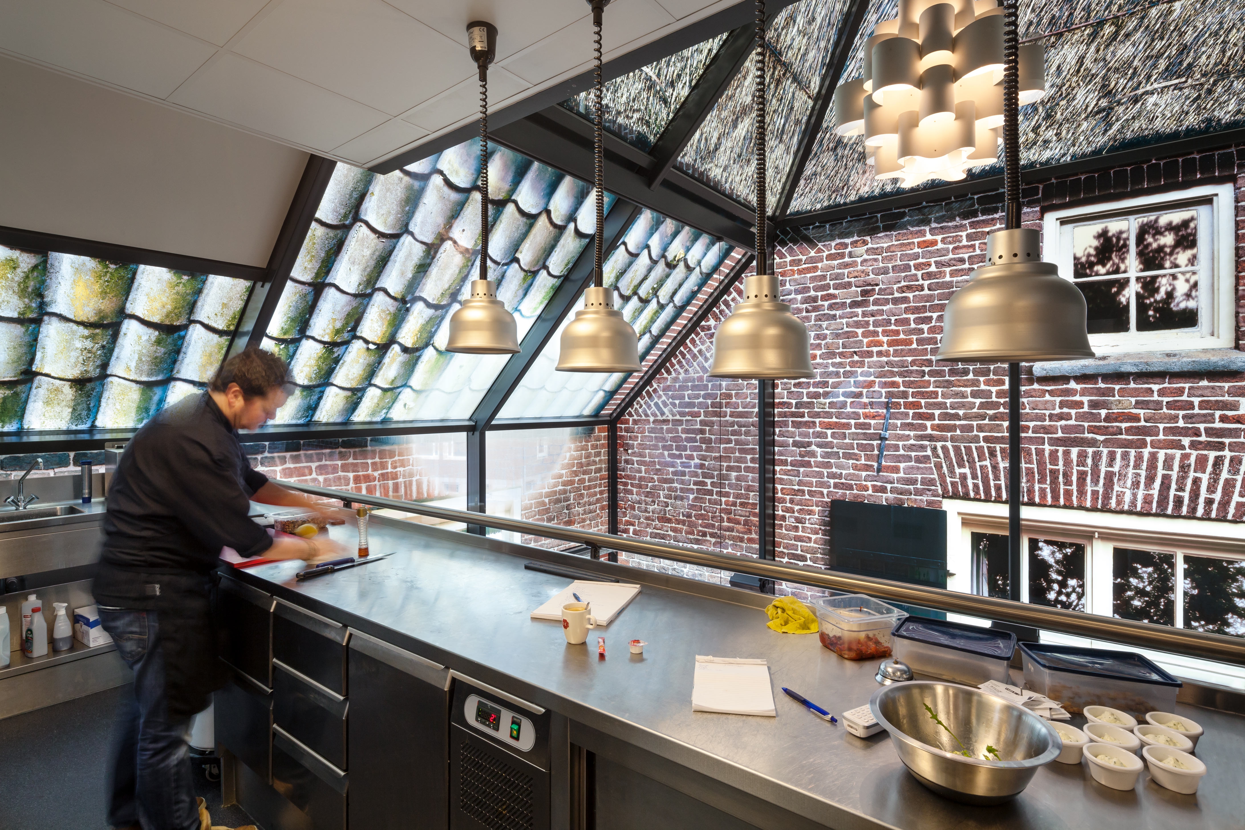 Digital Ceramic Glass Printing