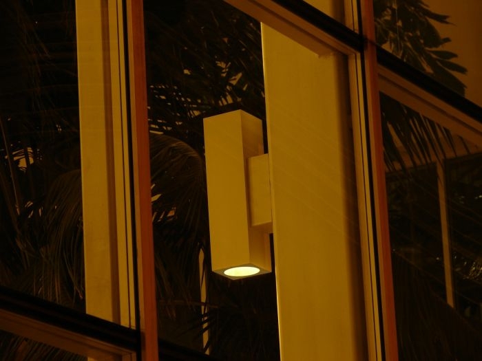 Wall Lights - Pavo Architectural LED