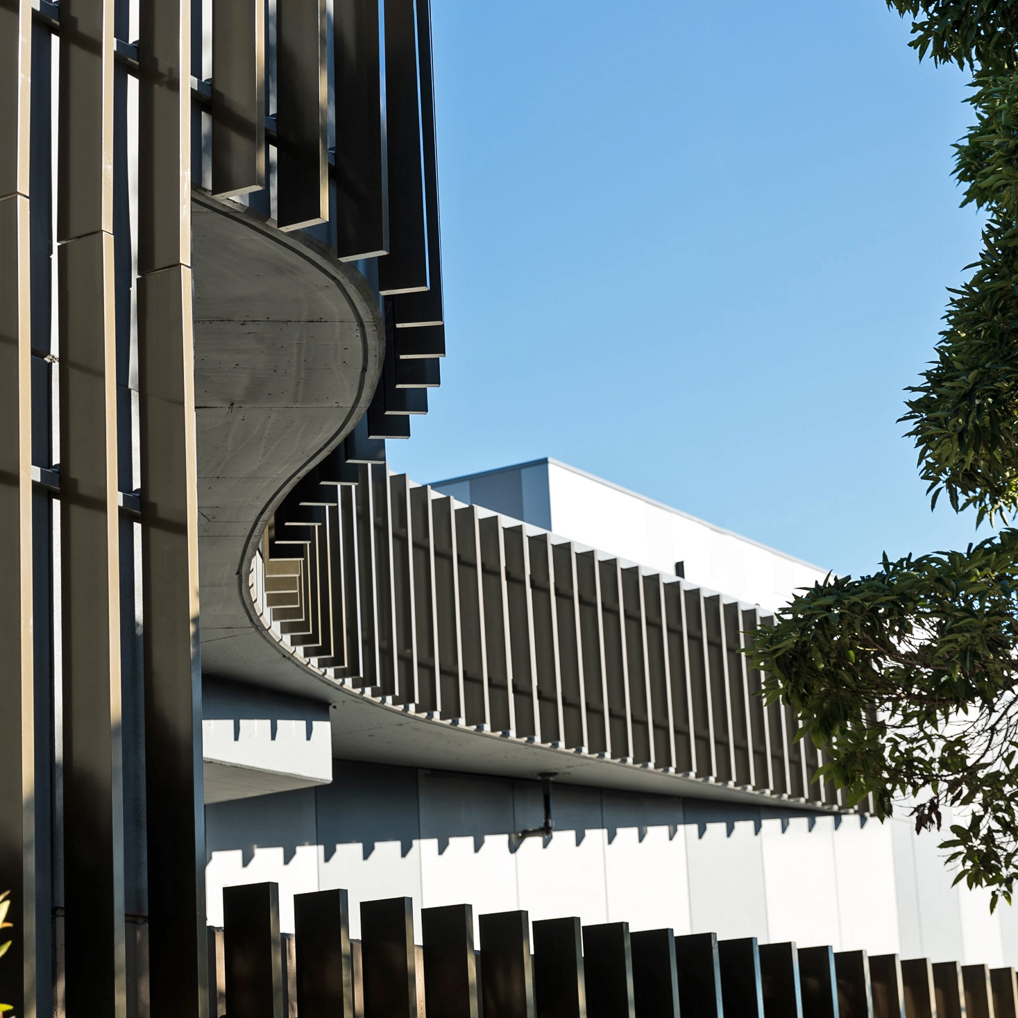 Aluminium Façade Blades