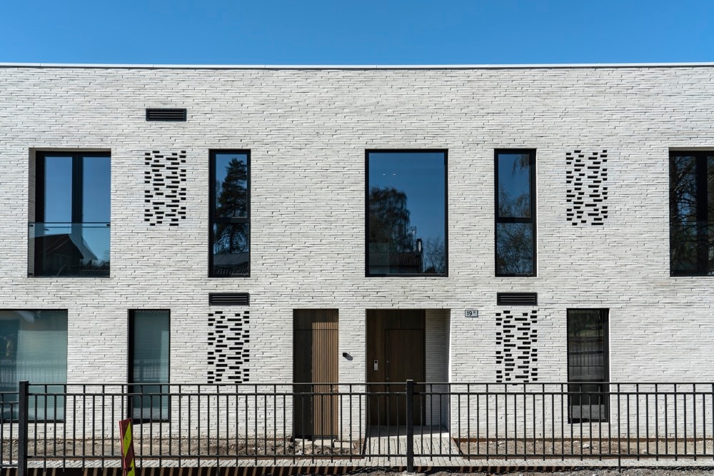 Facing Bricks - Ultima RT 162