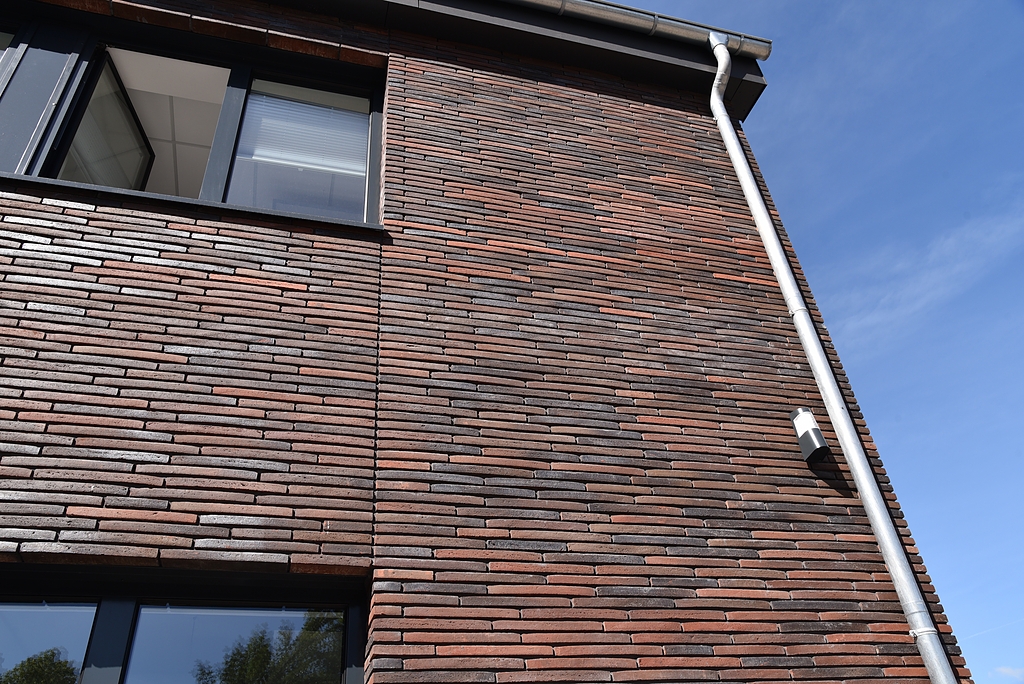 Facing Bricks - Ultima RT 158