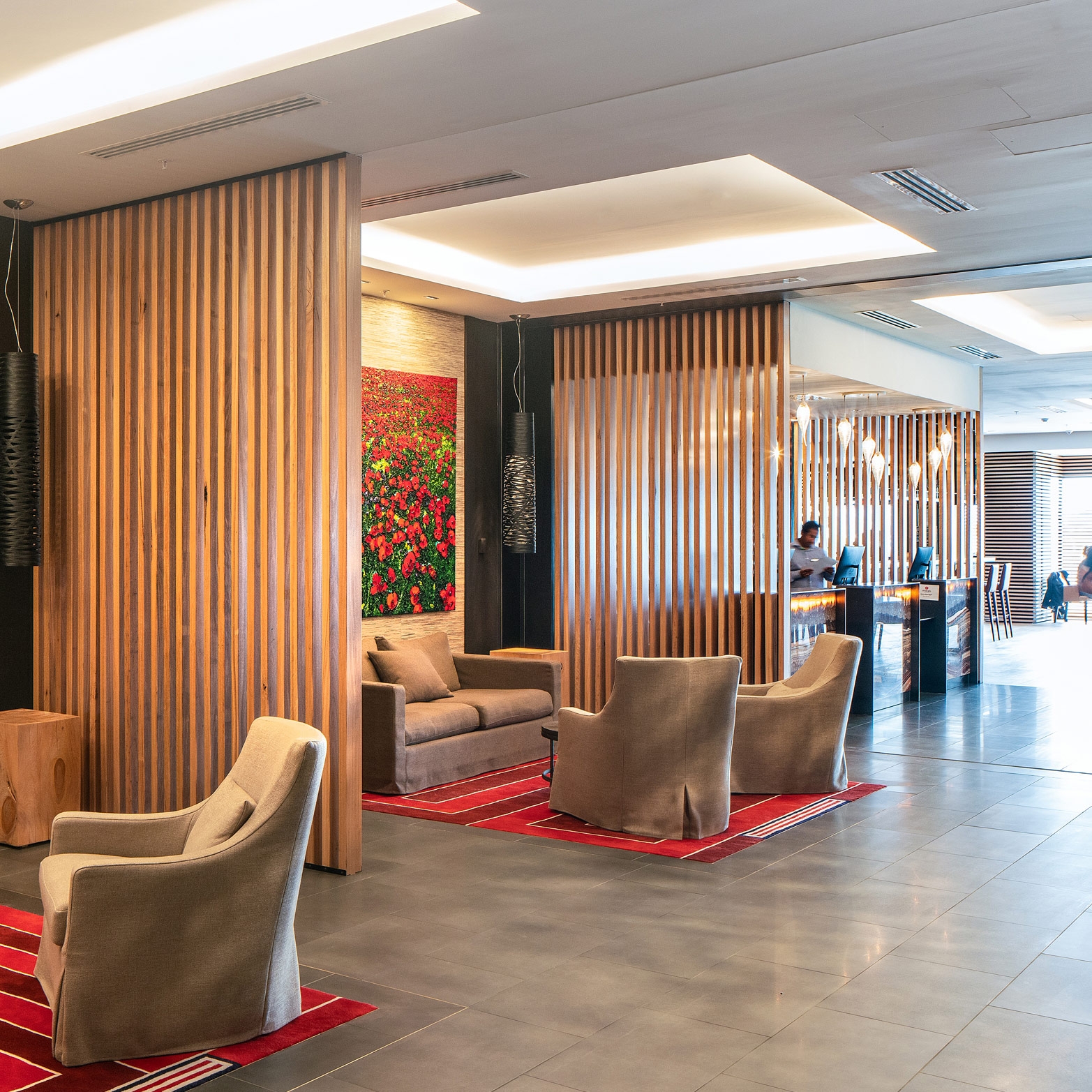 Free Standing Screens –  Timber or Aluminium