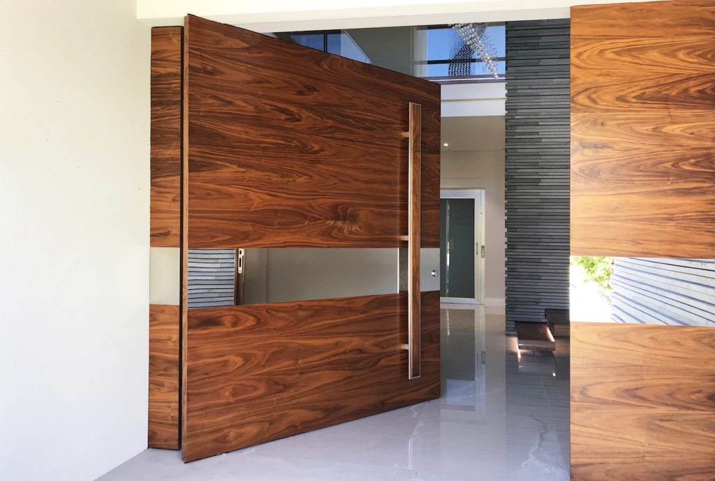 Pivot Door Hinge - System One