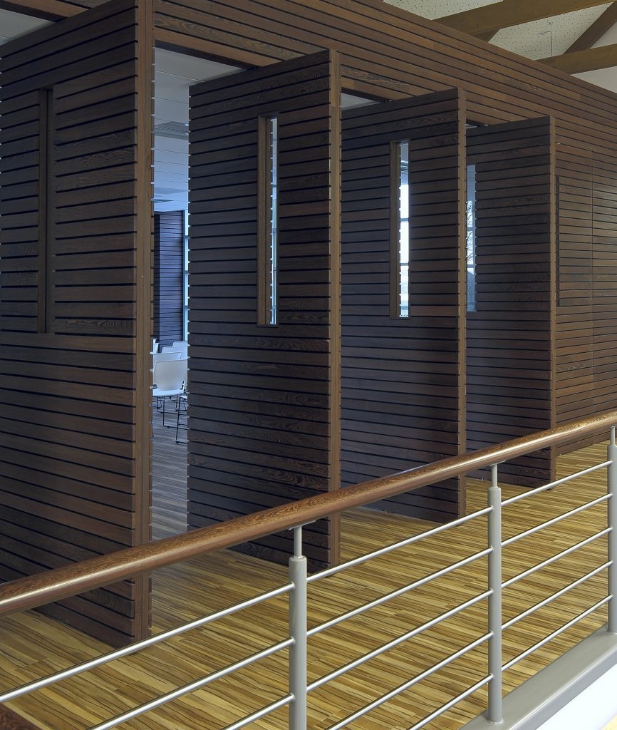 Pivot Hinges for Wooden Pivot Doors