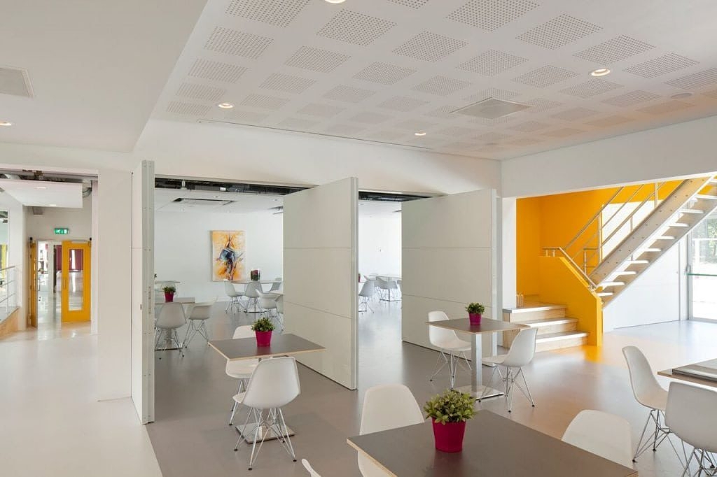 Hinges for Pivoting Walls