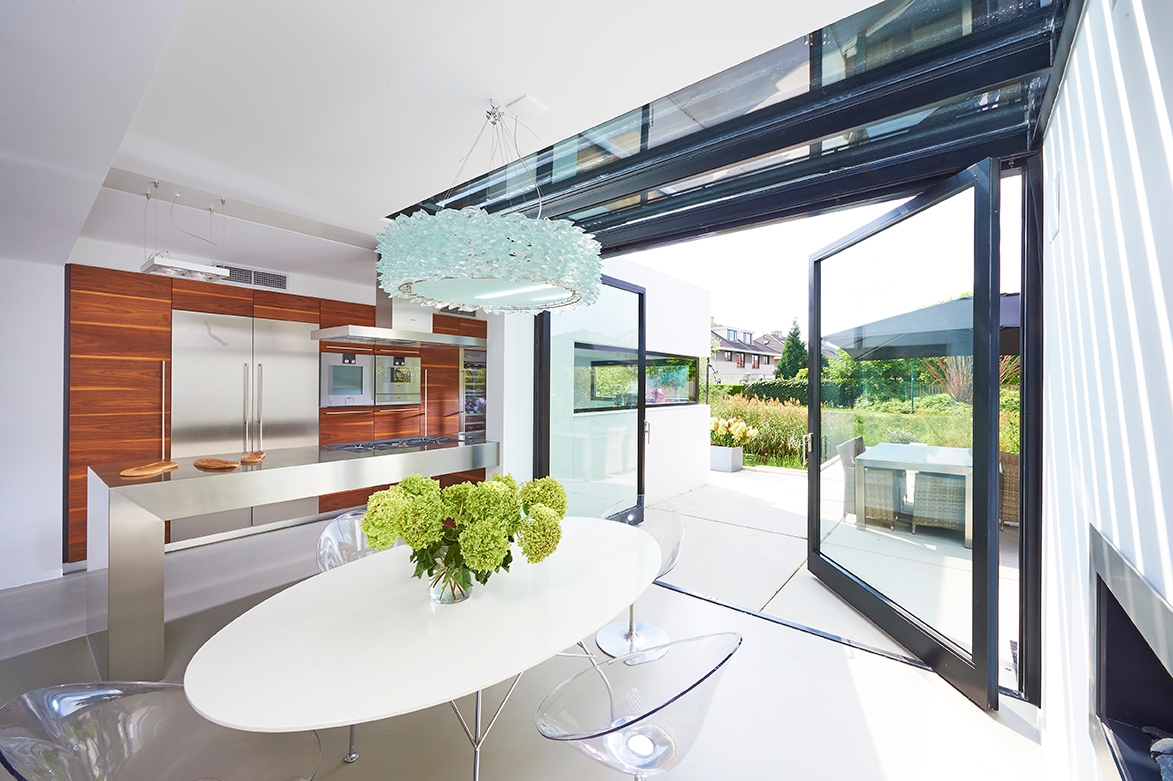 Pivot Hinges for Exterior Pivot Doors