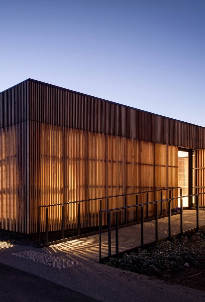 Click-on Battens in Veterinary Hospital