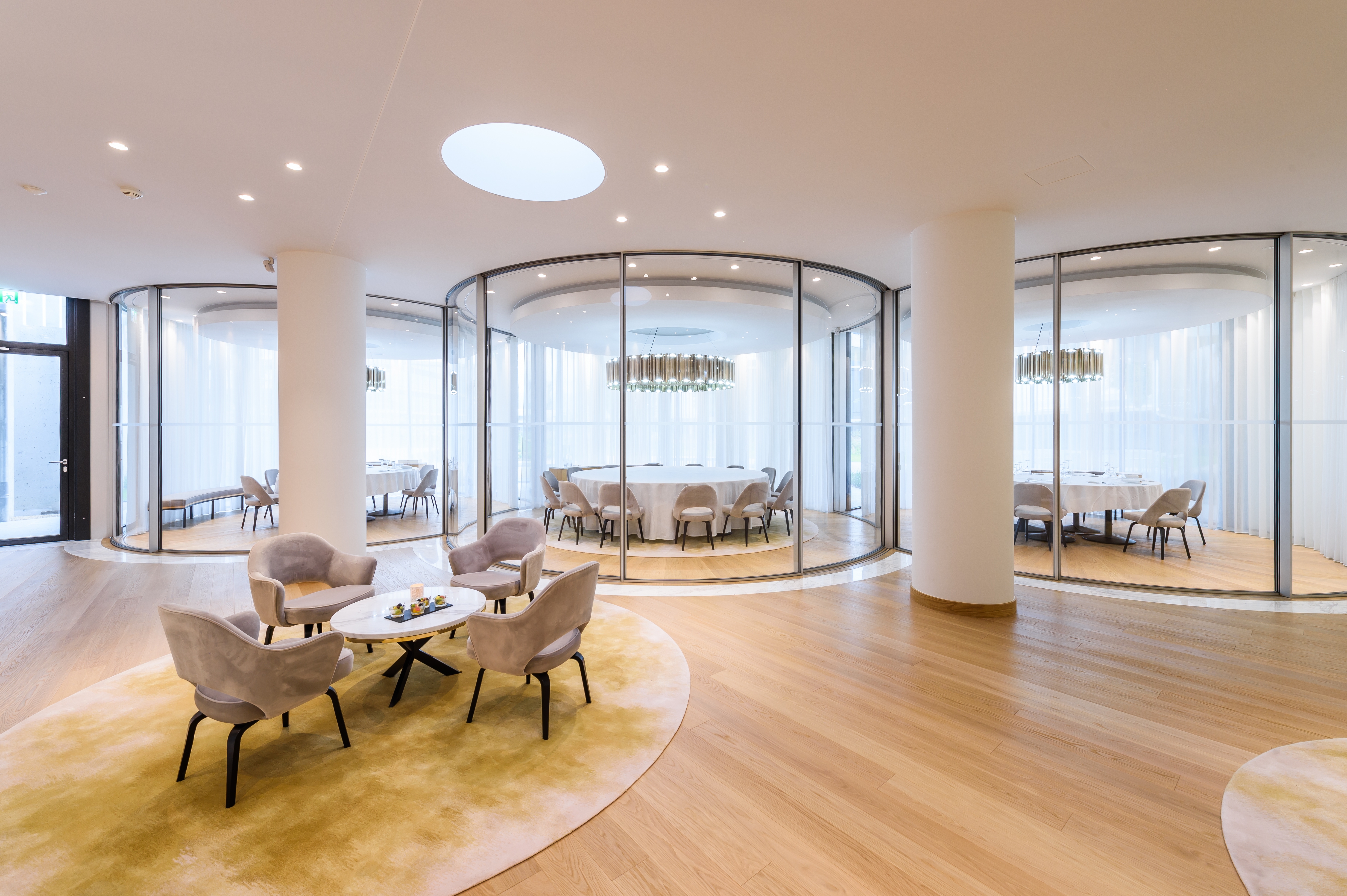 Sliding Window - Curved