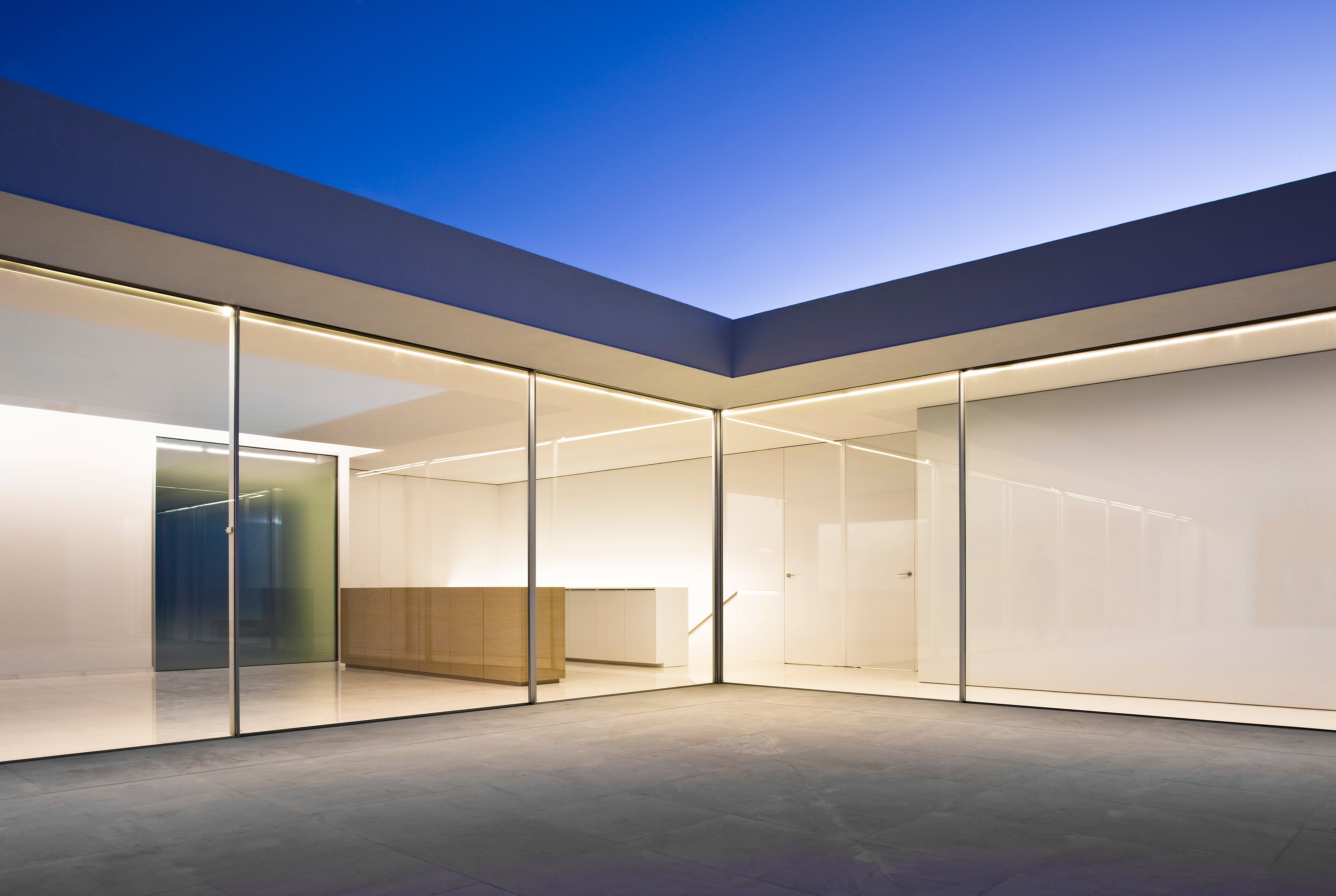 Sliding Window – Open Angle