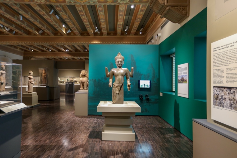 Display Cases in The Asian Art Museum