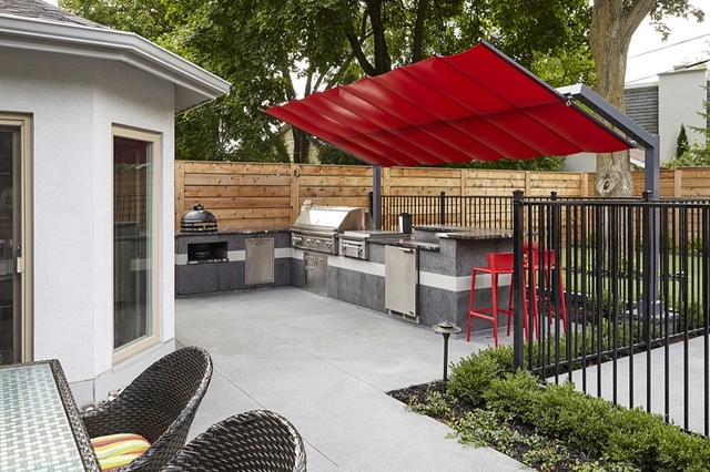 Shade Structure, Freestanding Canopy - North York