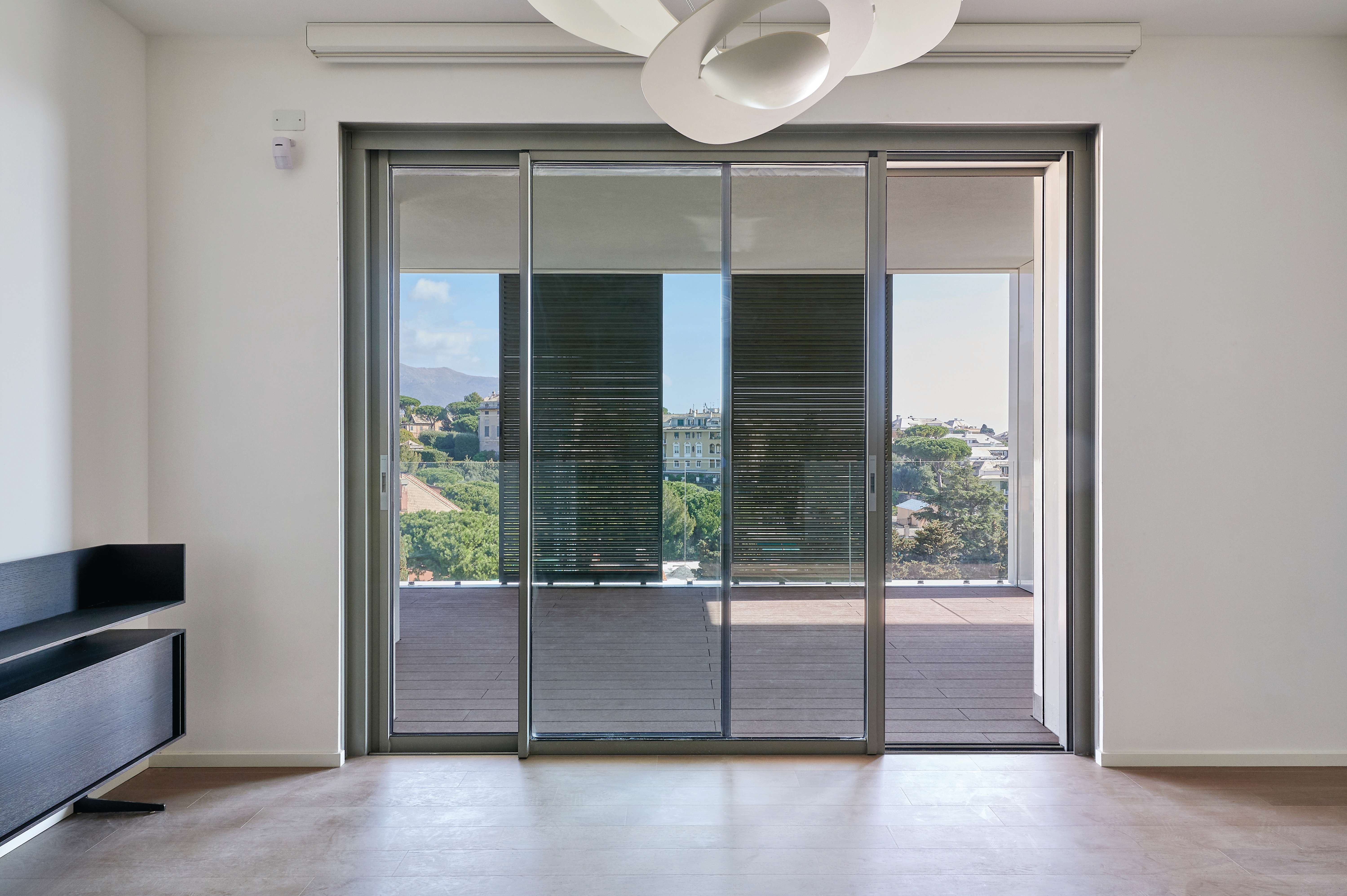 Insulated Sliding System - Slimpatio 68