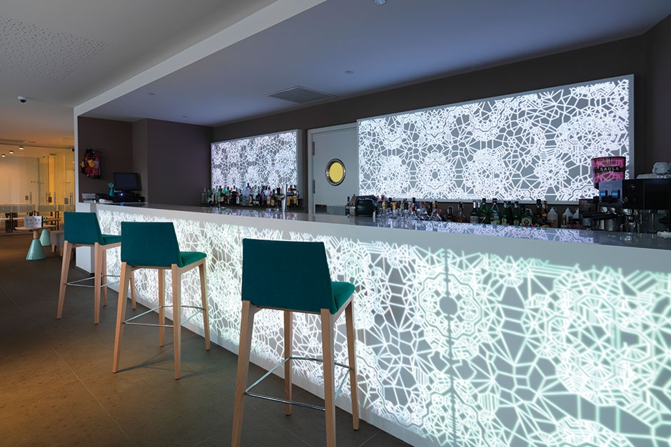 Superficie sólida antibacteriana KRION® - Light