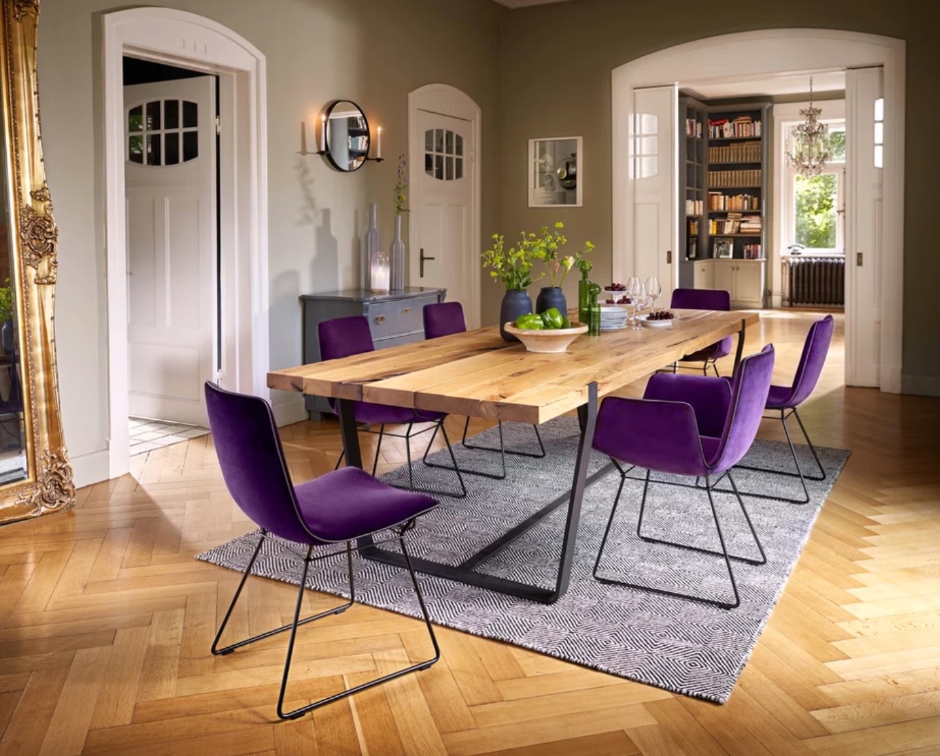 Armchair High - Amelie