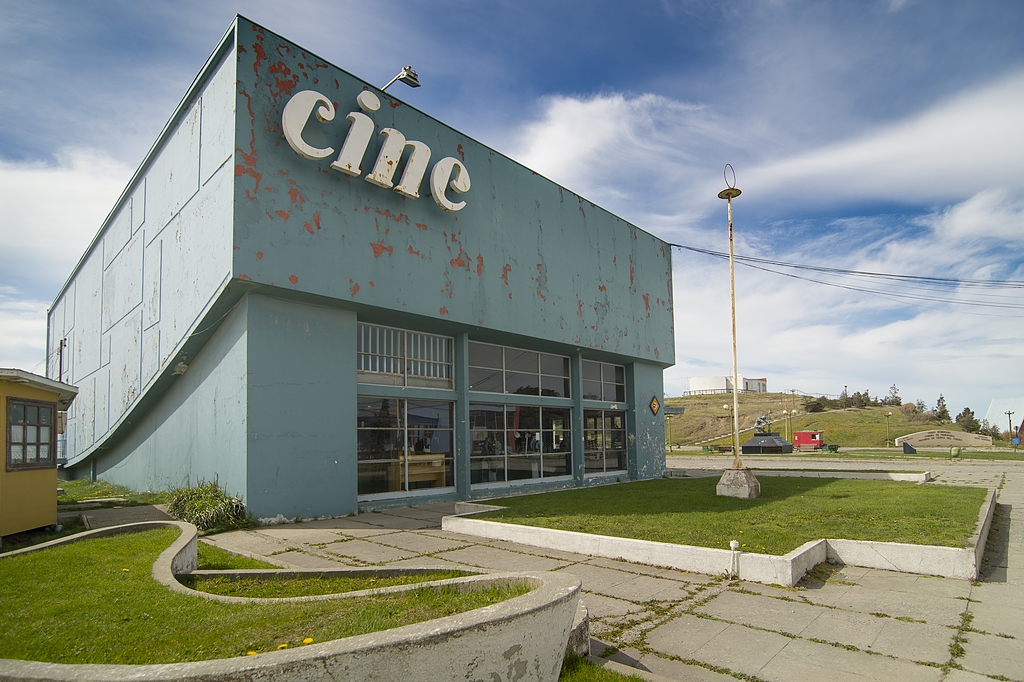 Pinturas de silicato en restauración patrimonial en Cerro Sombrero