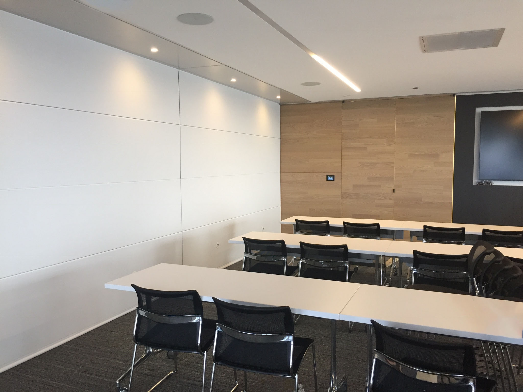 Integrating Operable Walls in a Space