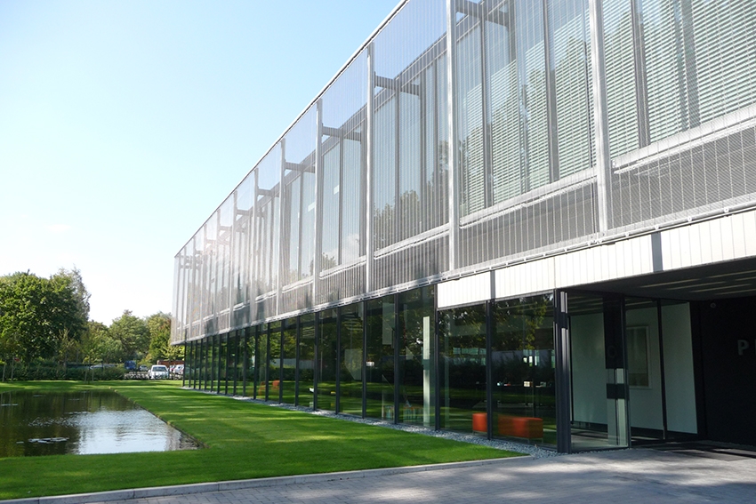 Wire Mesh Façade Design