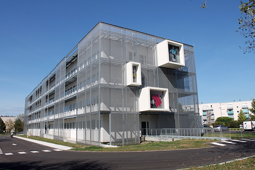 Architectural Mesh Applications