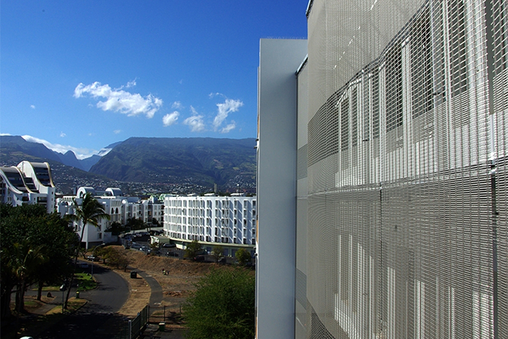 Architectural Mesh Applications