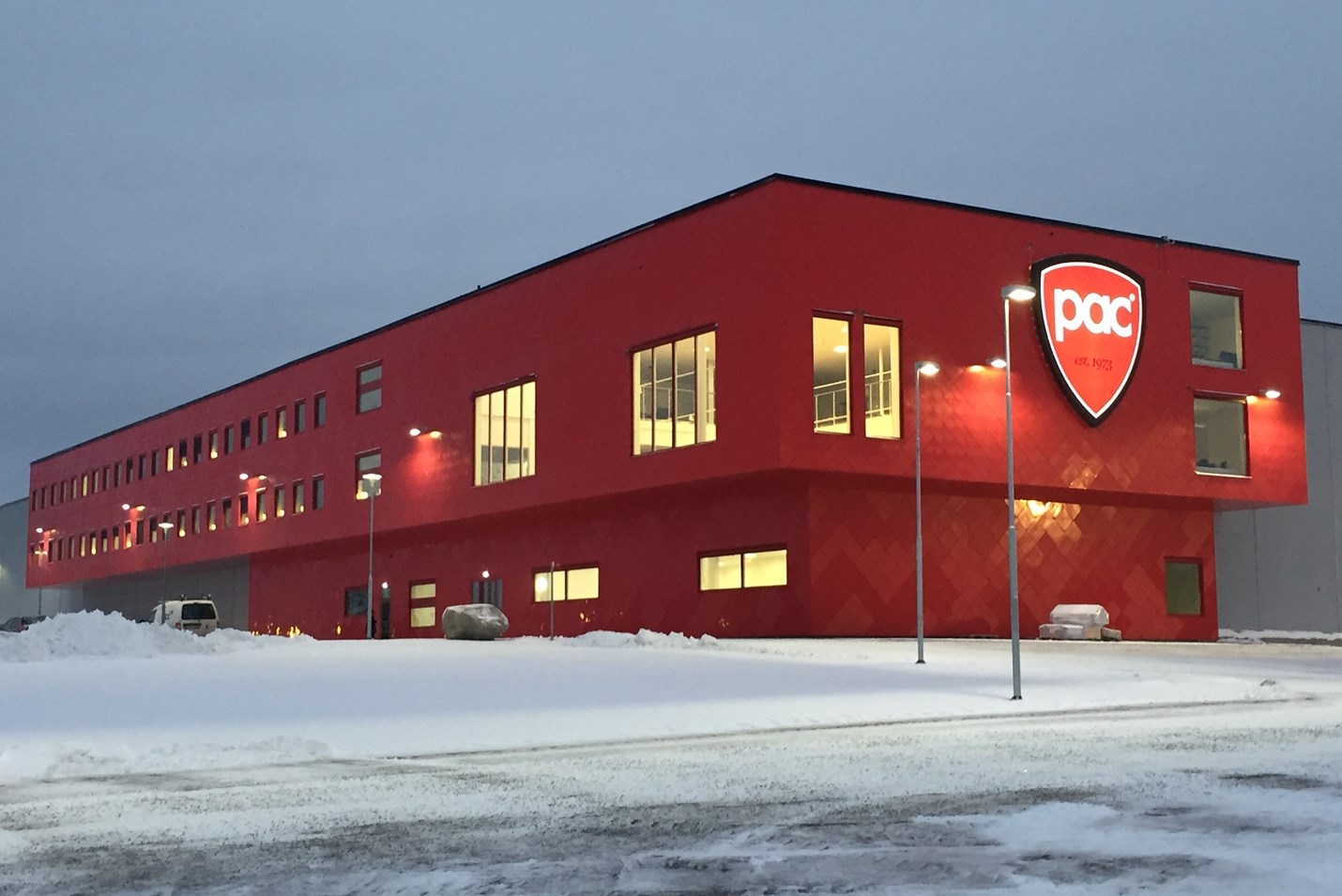 STENI Façade Panels in Commercial Buildings
